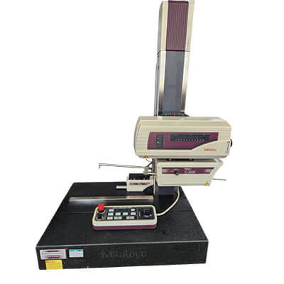 MITUTOYO 表面粗度．輪廓形狀測定機SV-C3100S4